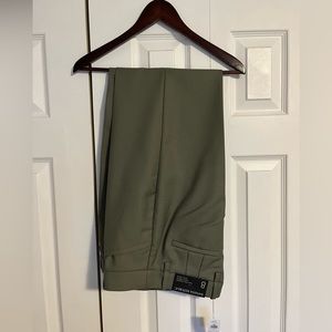 NWT size 8 green Banana Republic wide leg trouser.